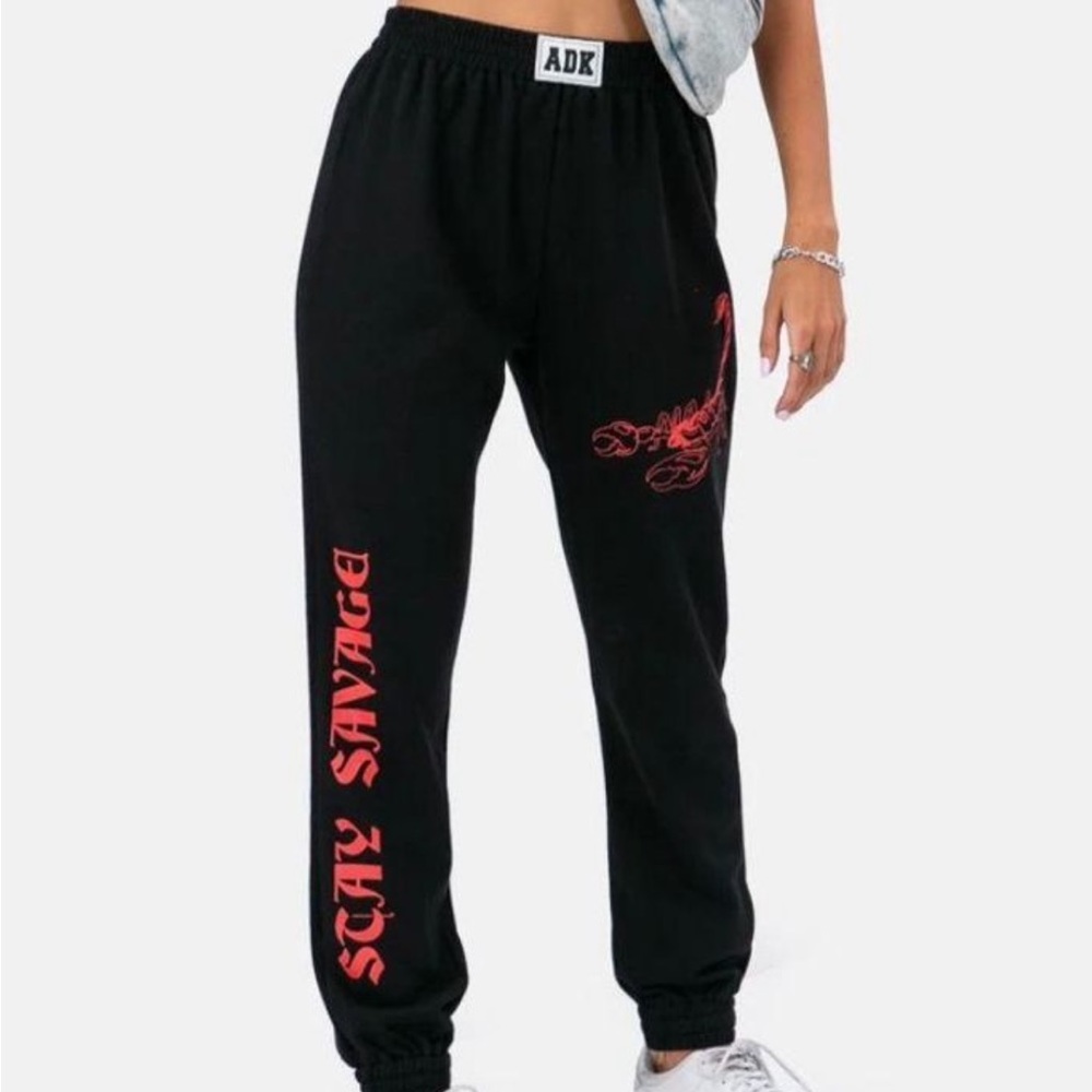 Adika sweatpants